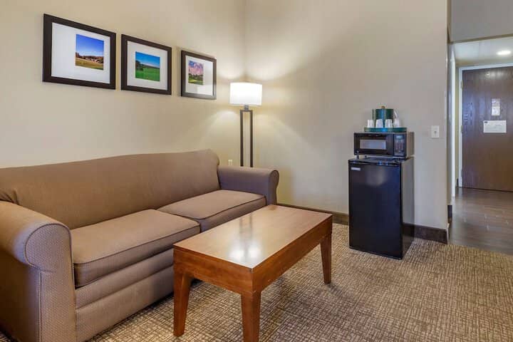 Room 22 of 49