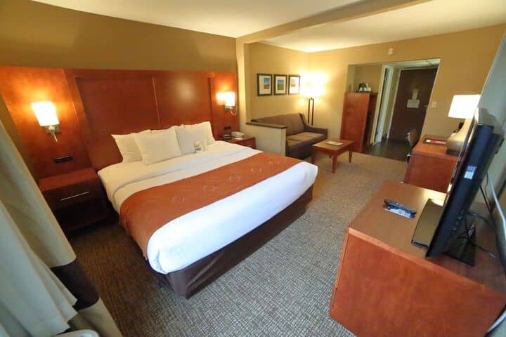 Room 7 of 49