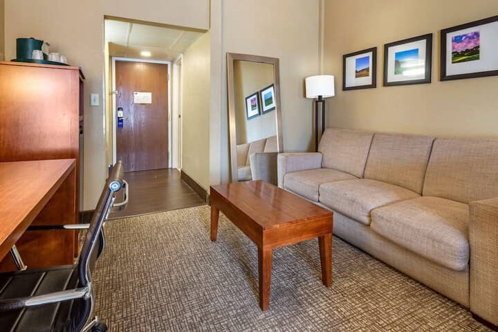 Room 11 of 49